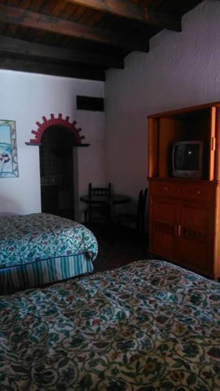 Hotel Parador Santa Cruz Creel Habitación foto